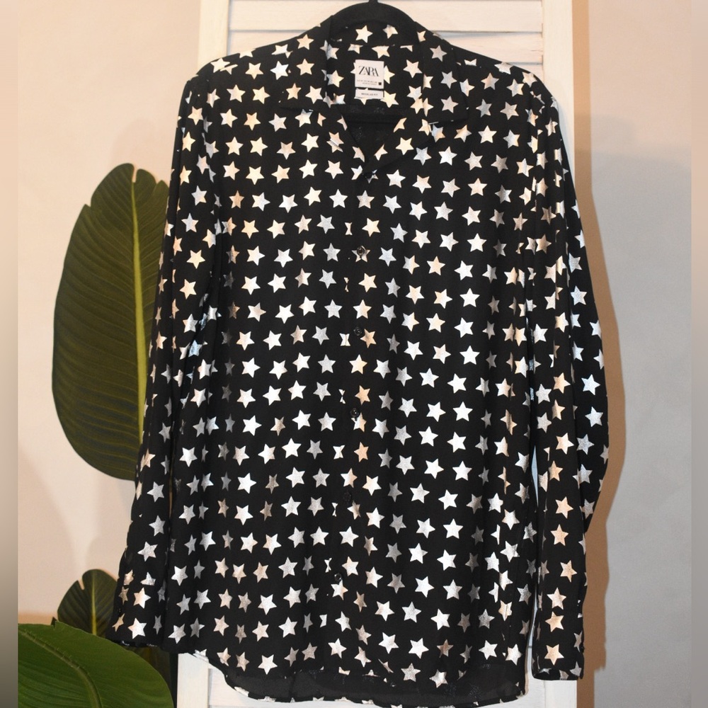 Zara Men metallic shirt, size medium, great condition.
